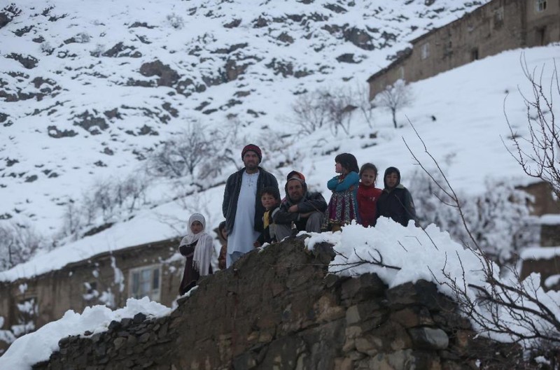 Lo tuyet kinh hoang o Afghanistan, 124 nguoi chet-Hinh-13